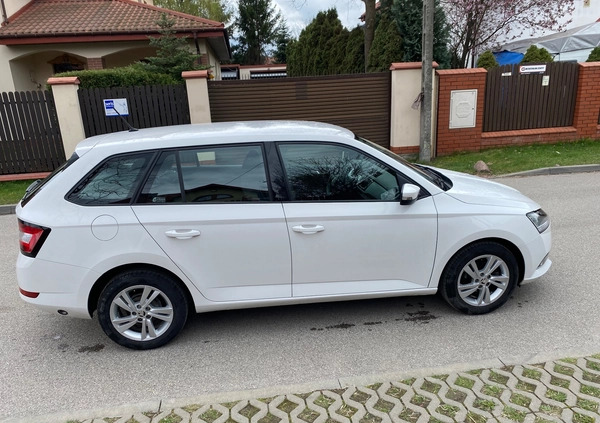 Skoda Fabia cena 39900 przebieg: 115946, rok produkcji 2020 z Marki małe 436